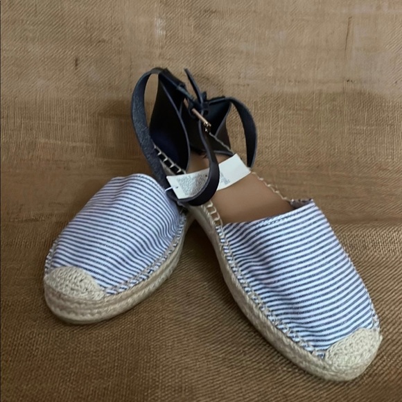 Old Navy Striped Espadrilles Size 9 - Picture 2 of 9